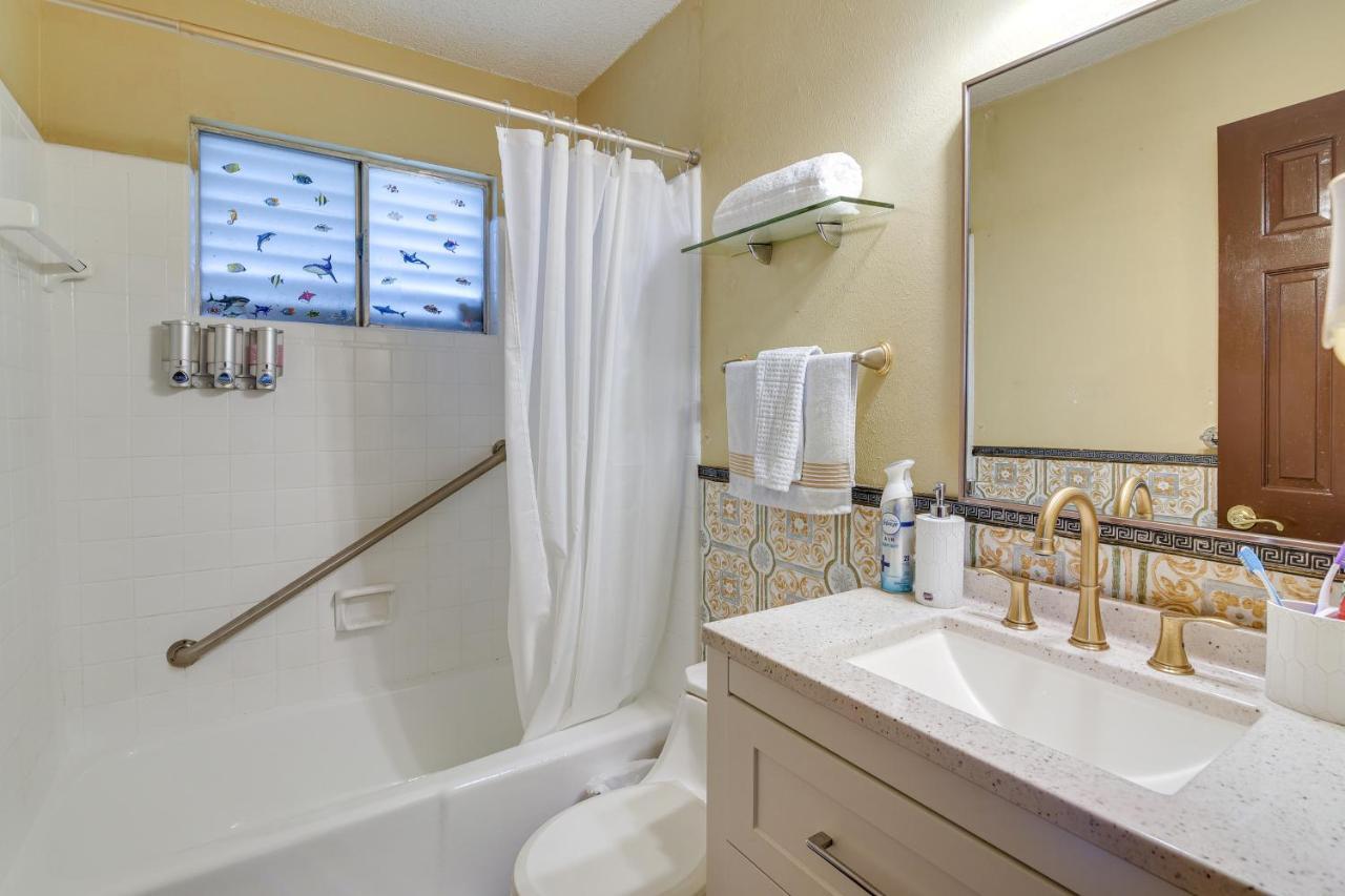 Waterfront Galveston Bay Retreat - 4 Mi To Beach! Exterior photo